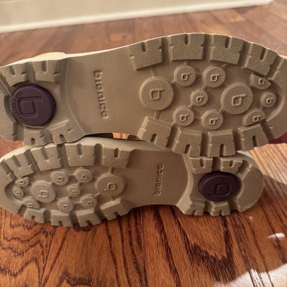 Bionica Daela BI0025807 Womens Sandals 7 Yellow Leather Lug Sole Zipper Strap - Picture 6 of 15